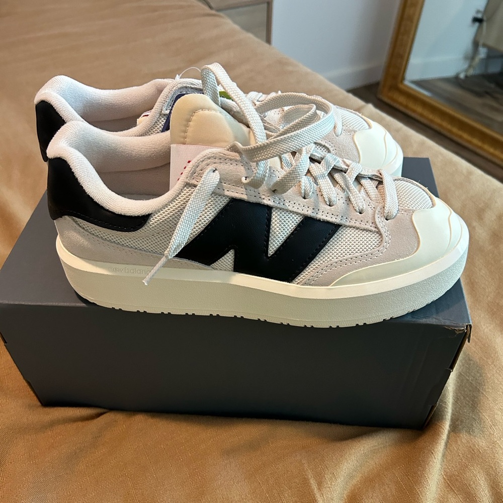New Balance CT302 - NEW IN BOX. Mens 7.5, Women’s 9. Black and beige
